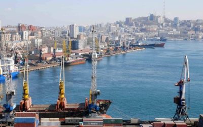 Rusia, gaz lichefiat cu 40% reducere pentru Asia. Trump vizează facilități