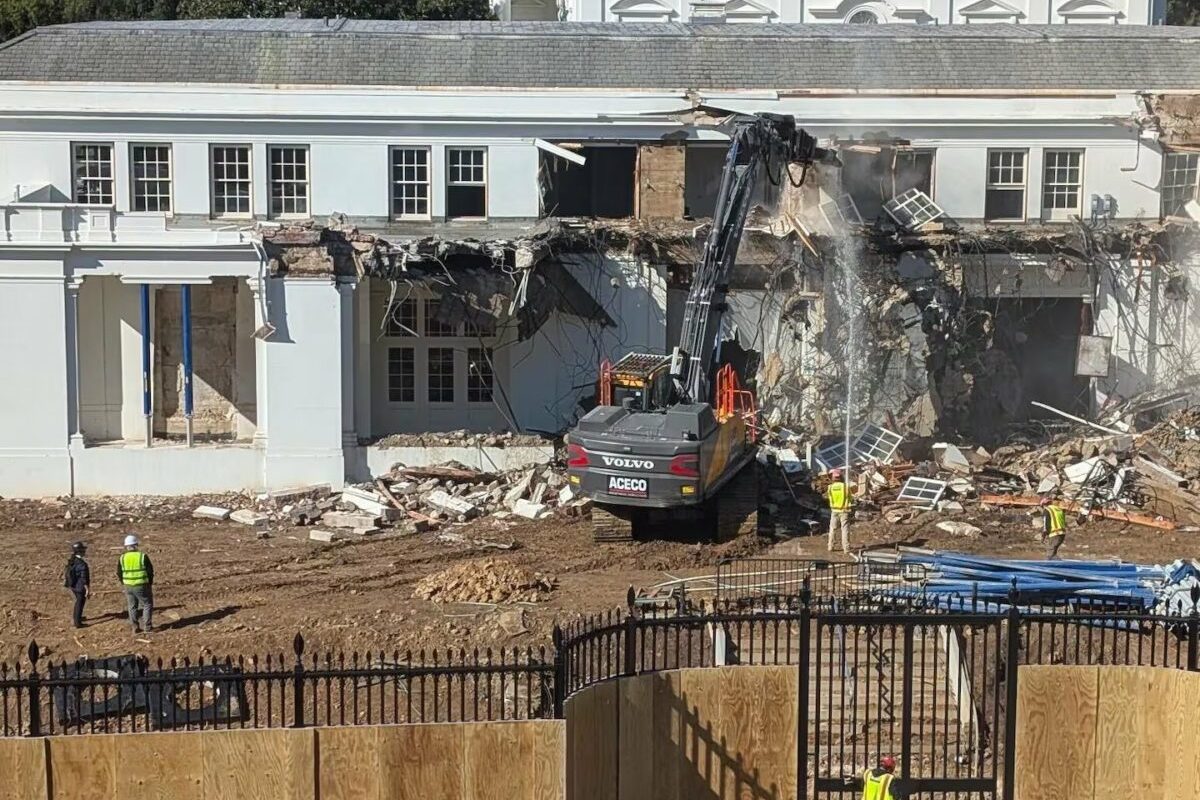 Lucrarea lui Donald Trump, blocată: Ce se întâmplă cu aripa demolată a Casei Albe?