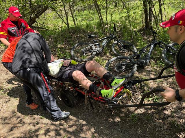 Salvamont Maramureș, intervenție dramatică pentru un ciclist accidentat în Baia Sprie