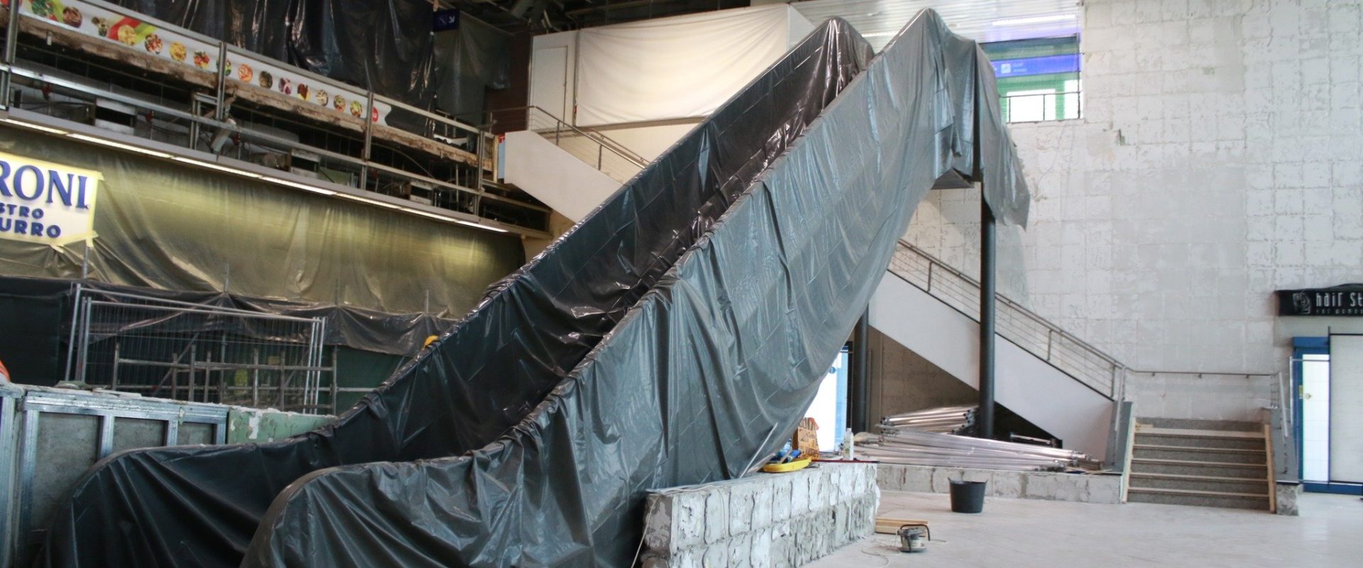 Aeroportul Otopeni: Schimbări majore la ascensoare, scări și trotuare