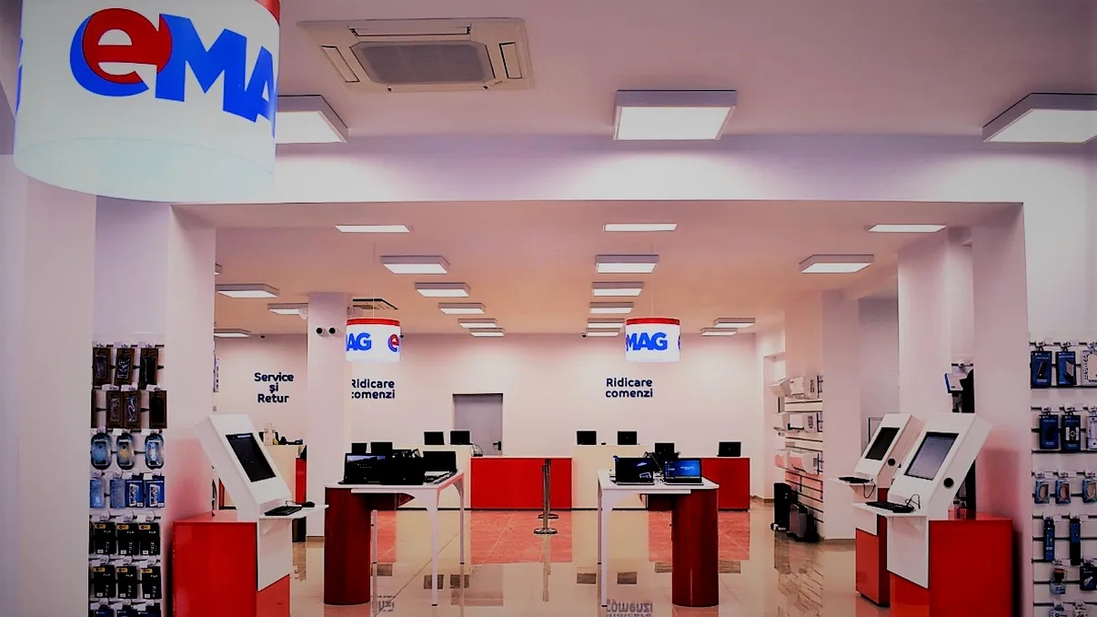 Genius extins și notificări pe WhatsApp: Vești bune pentru clienți