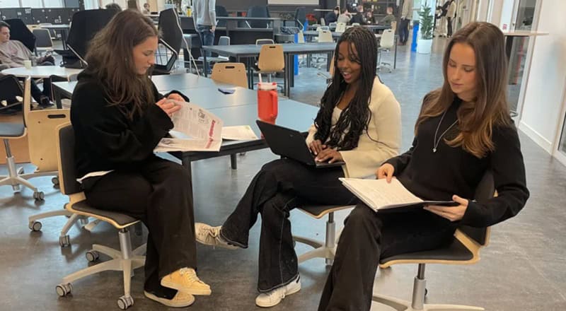 Suedia, școlile revin la manuale: Scăderea alfabetizării, stopată