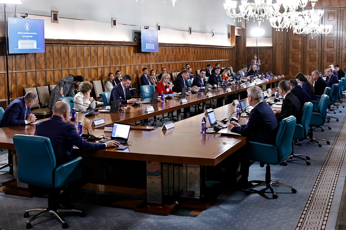 Atmosfera ÎN Cabinetul Guvernamental: Ce s-a discutat Joi