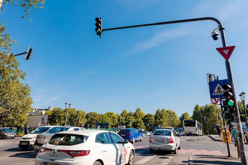 Tensiune instabilă: Probleme în rețeaua electrică. Care sunt intersecțiile afectate?