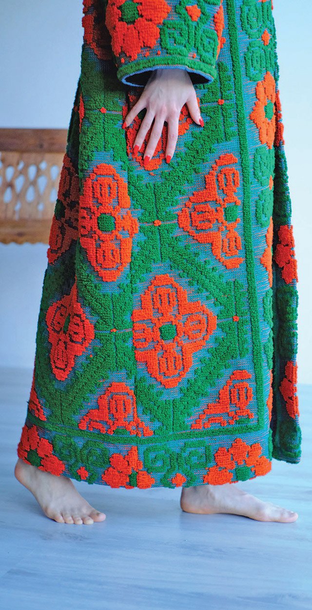 Brandurile Românești renasc: Țesături cu tradiție, transformate în modă „cool”