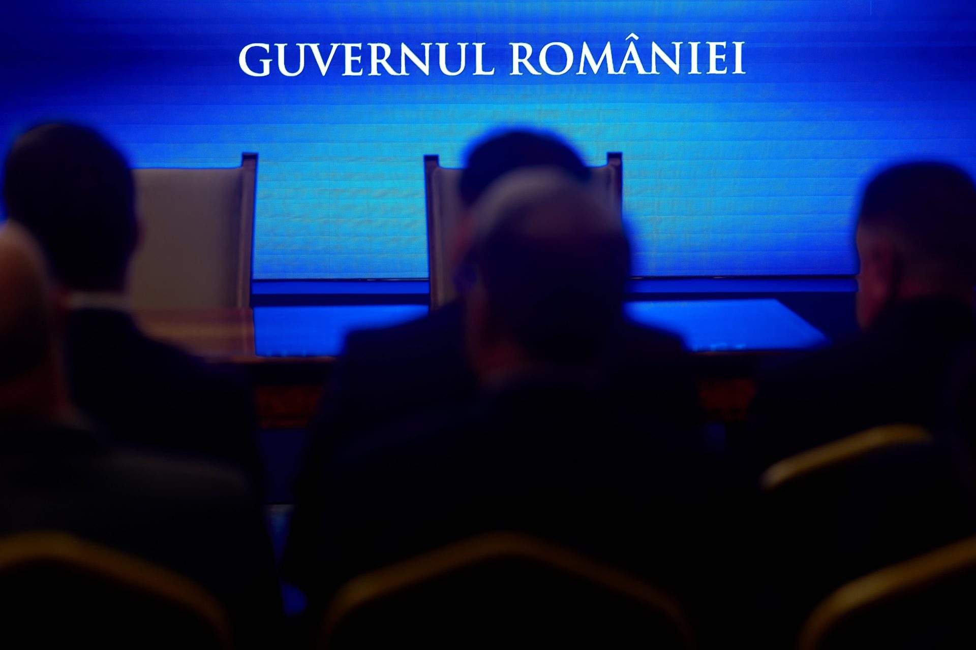 PNL și USR, calcule înainte de decizia PSD: Bolojan, cu AUR