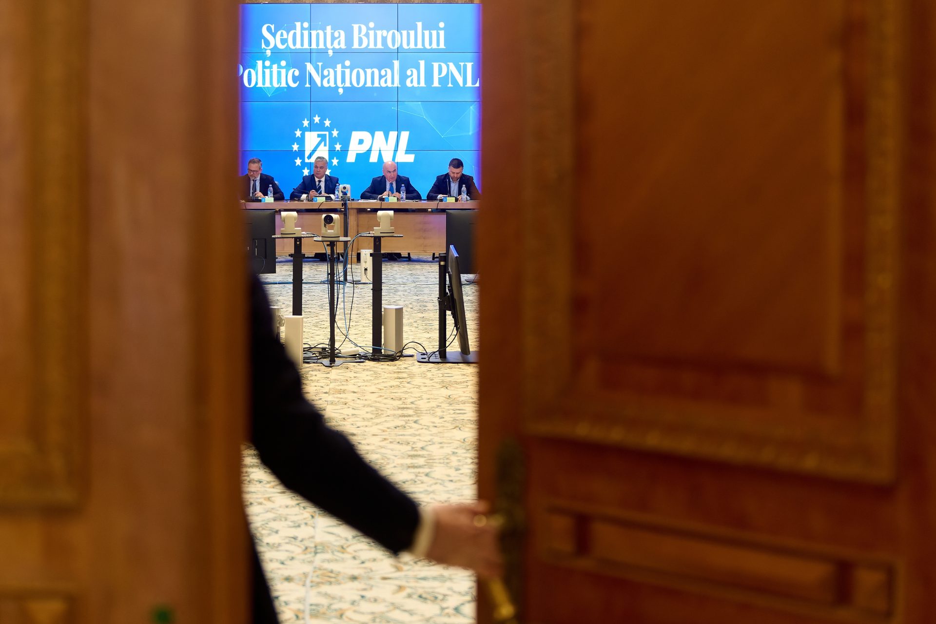 PNL dictează ritmul: Mișcări strategice după votul PSD de luni