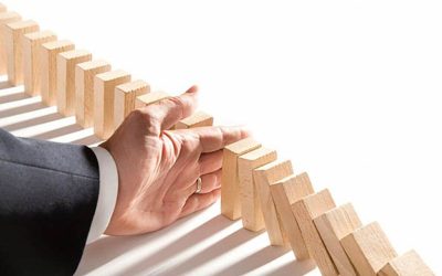 Criză: 10 strategii pentru a-ți schimba viața. Ce fac oamenii inteligenți?