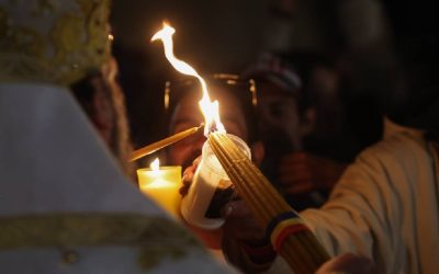 Hristos a Înviat la Patriarhia Română: S-a luat lumină de la Daniel