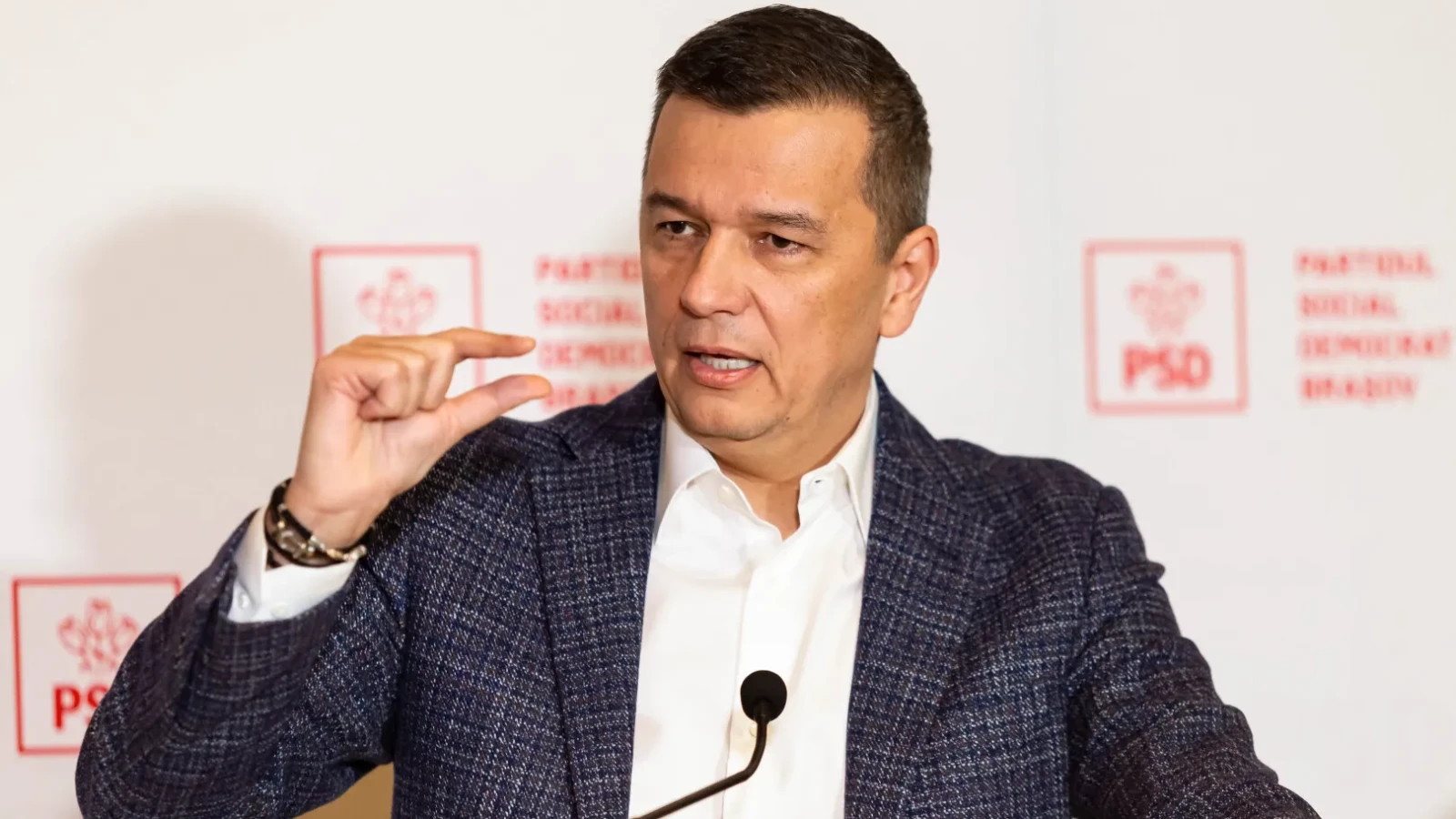 Grindeanu, replică acidă la adresa protestatarilor: VIDEO din Piața Victoriei
