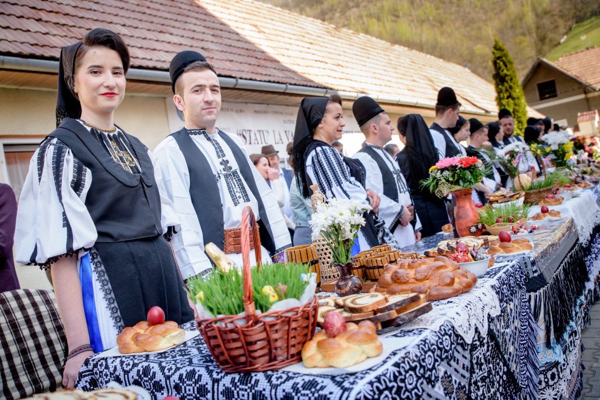 S-a reluat „Statu la vase” de Paște: Tradiție veche, revenită în forță