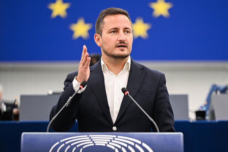 Ștefănuță, despre locuințe pentru tineri: „România, o provocare”