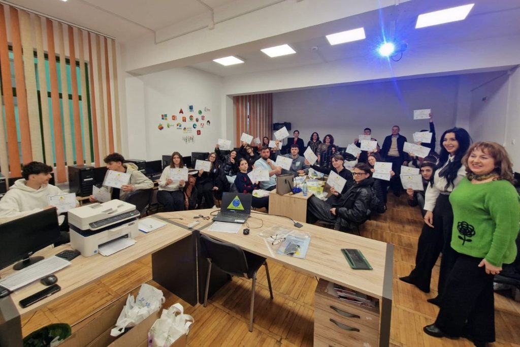 Liceele din Buzău, cinci echipe în finala „Știu și Aplic” pe SSM