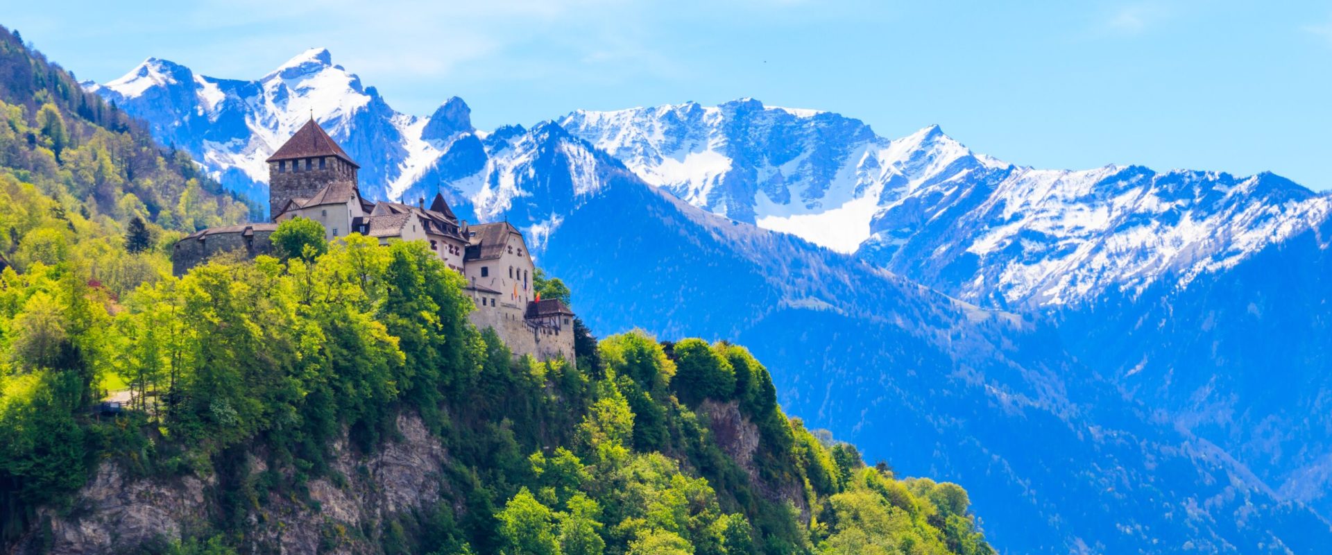 Țara din Europa cu peisaje și castele de poveste, ignorată de turiști