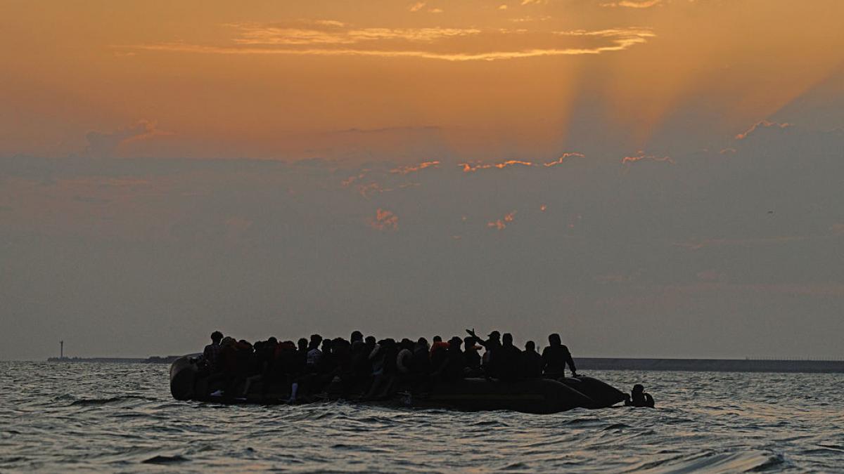 Ambarcațiune cu migranți scufundată în Oceanul Indian: 250 de oameni dispăruți