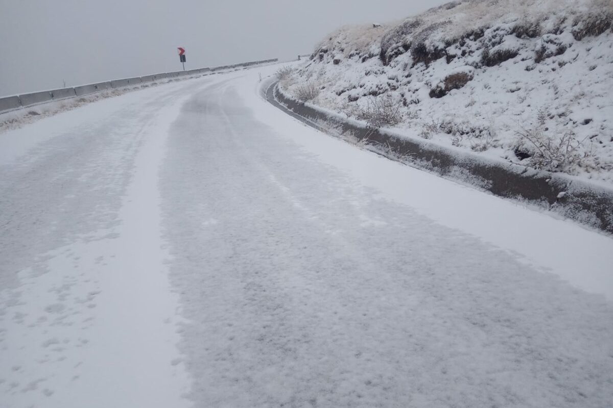 Utilajele CNAIR intervin în Prahova și Argeș pentru deszăpezire