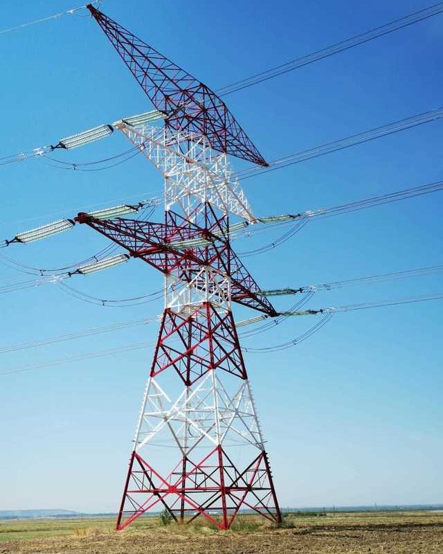 Guvernul înăsprește regulile pentru racordarea la electricitate: Garanții mai mari
