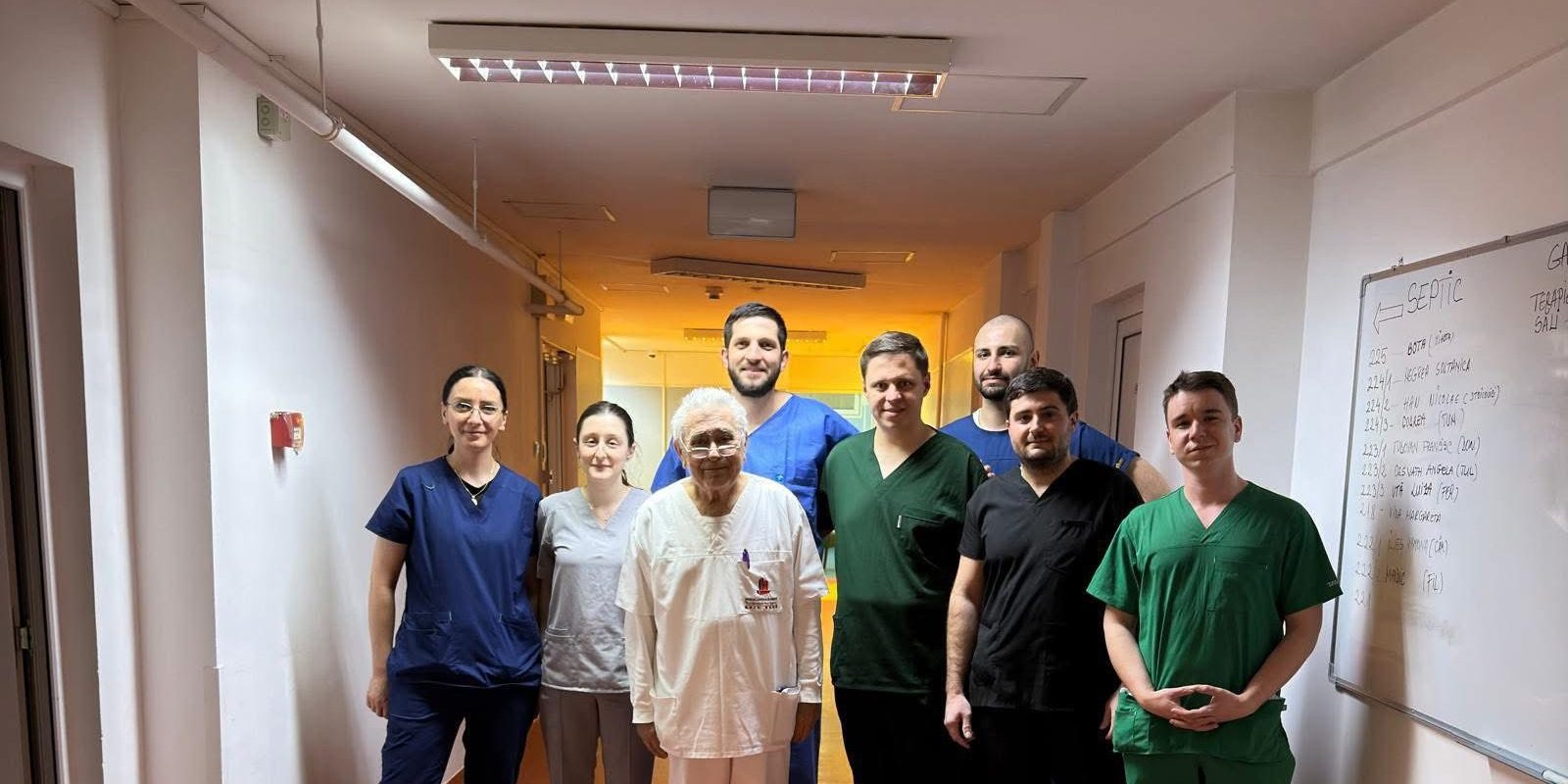 O femeie de 71 de ani din Baia Mare, aflată în moarte cerebrală, a oferit o șansă la viață pentru trei persoane