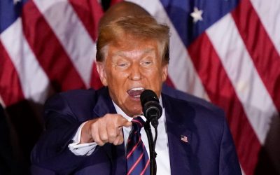 Zeci de democrați din Congresul american solicită înlăturarea președintelui Donald Trump din funcție