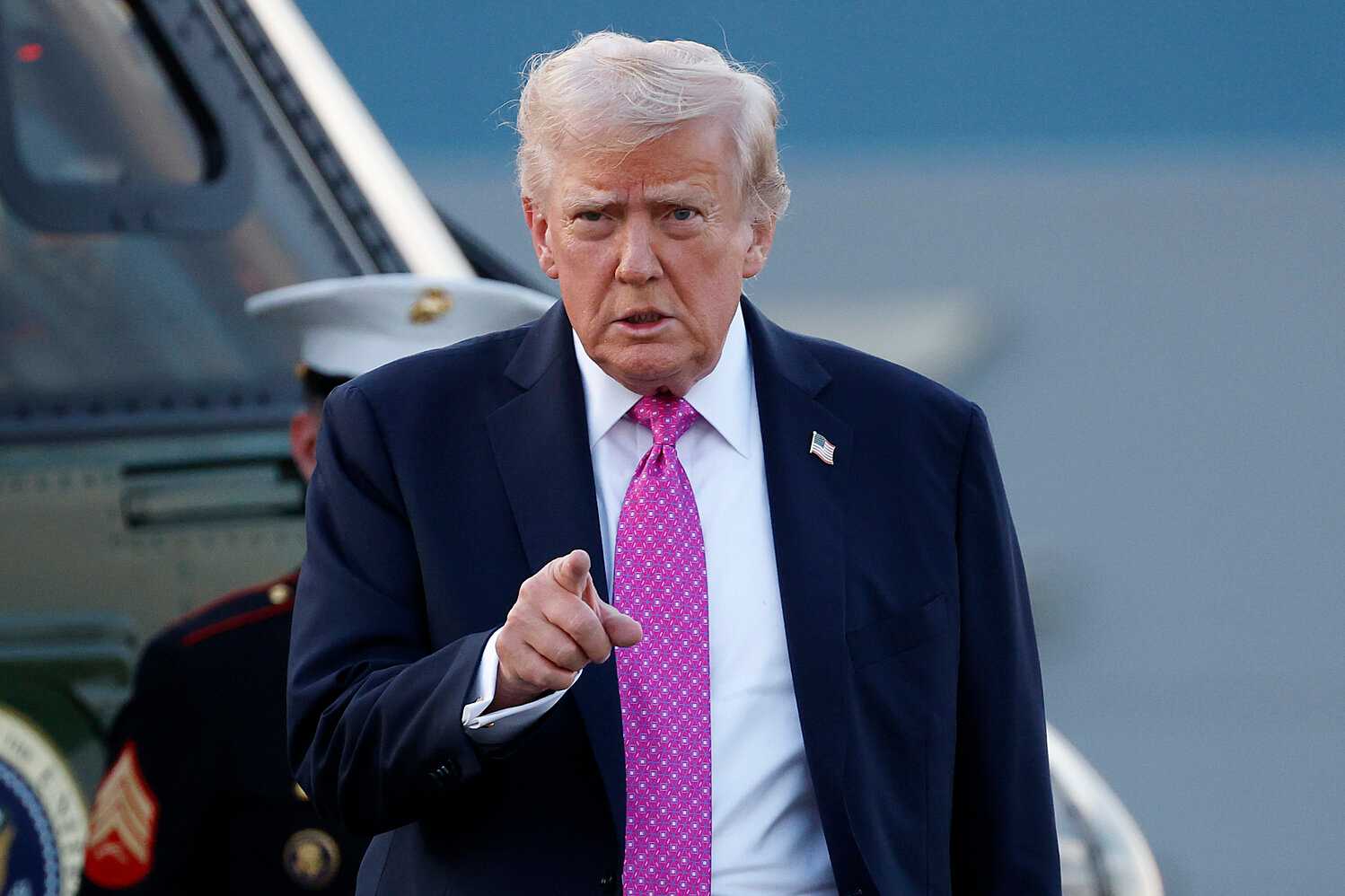 Donald Trump prelungește armistițiul cu Iranul, dar menține blocada navală