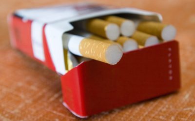 Marea Britanie: Interdicție radicală pentru tinerii din 2009 în privința țigărilor