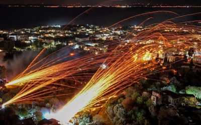 Război cu rachete de Paște în Grecia: Două biserici rivale se înfruntă