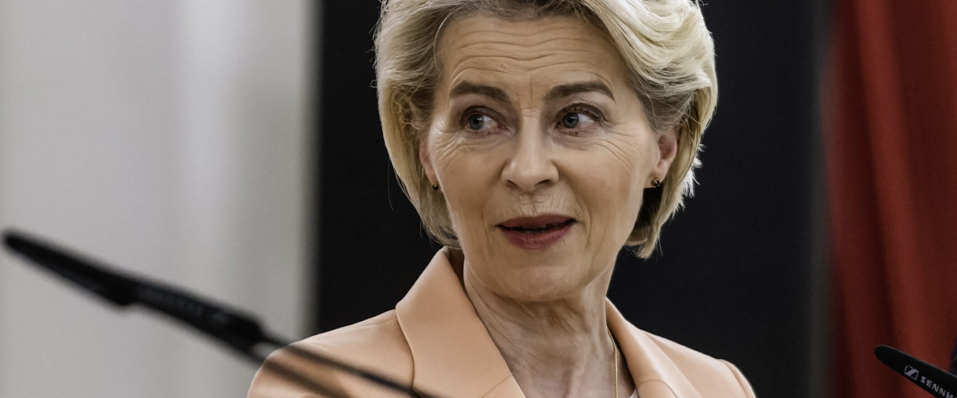 Europa, în fierbere după victoria lui Peter Magyar în Ungaria: Ursula von der Leyen, mesaj clar