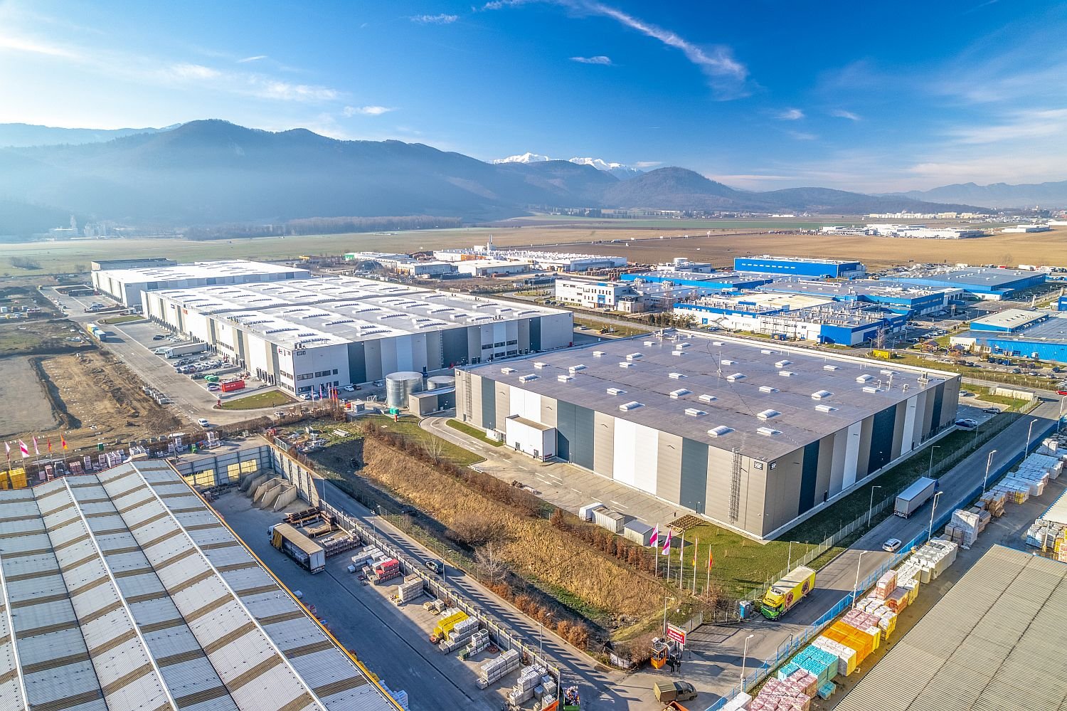 VGP, colos belgian, ridică uriaș parc logistic în România