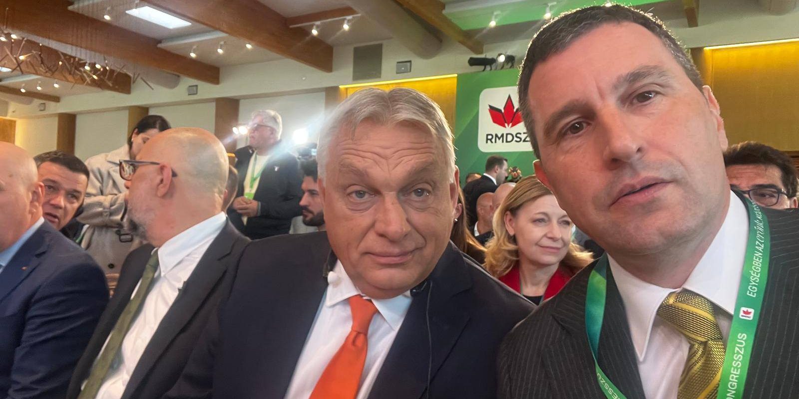 Prietenii dezamăgiți să nu cedeze: Un mesaj de speranță din România