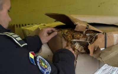 Giurgiu: Peste o tonă de tutun vrac, ascunsă într-o autoutilitară
