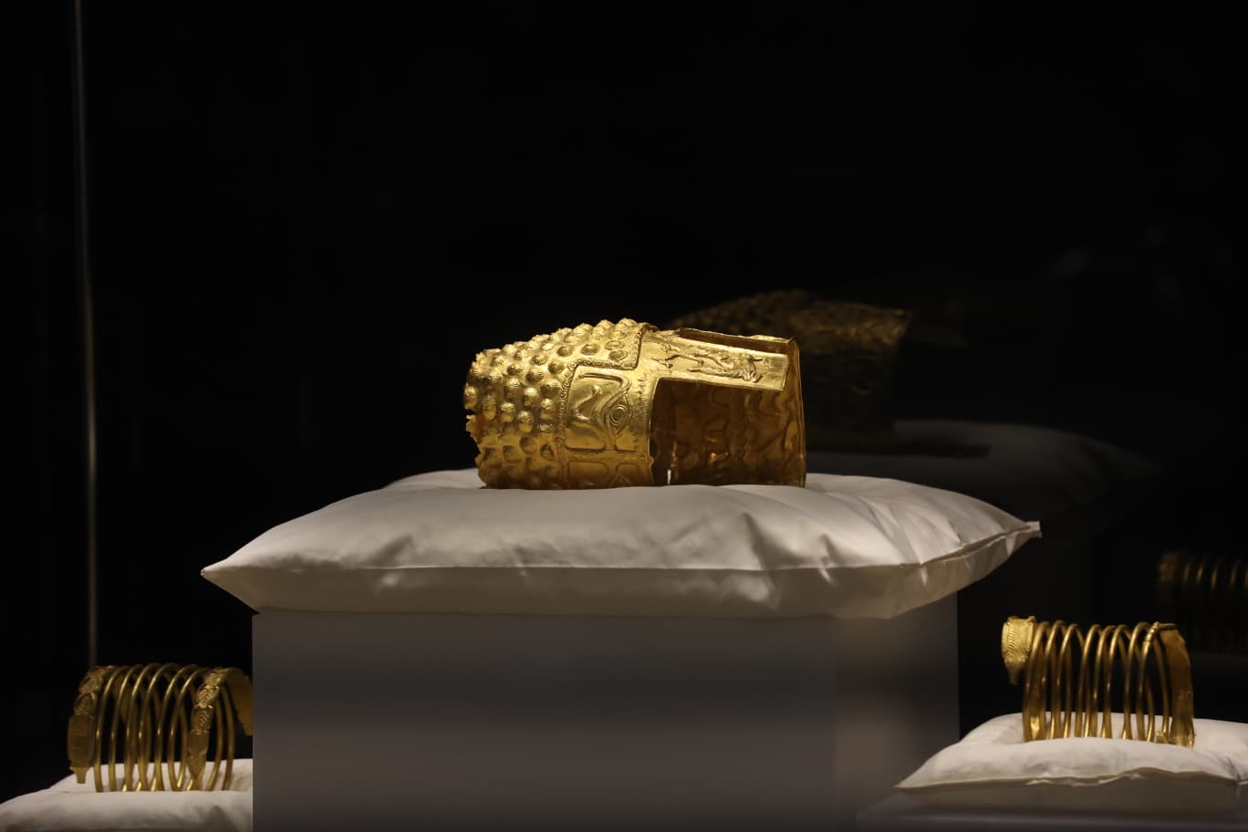 Autenticitatea coifului de la Coțofenești, confirmată fără dubii