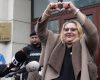 Șoșoacă, primită cu scandal la Otopeni după decizia UE privind imunitatea
