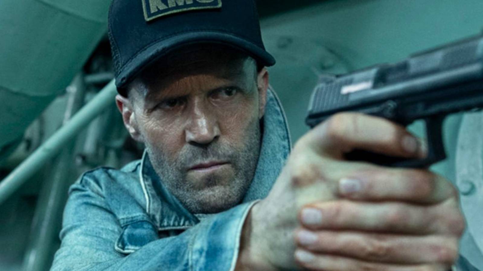 Jason Statham, dur ca piatra: Imagini INCENDIARE din thrillerul „Mutiny”