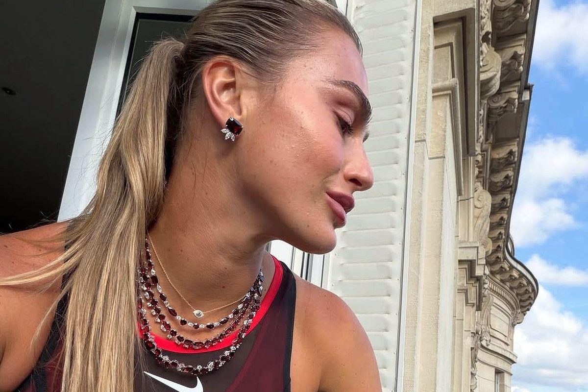 Sabalenka, sclipitoare înainte de Roland Garros: Ce bijuterii de lux a purtat?