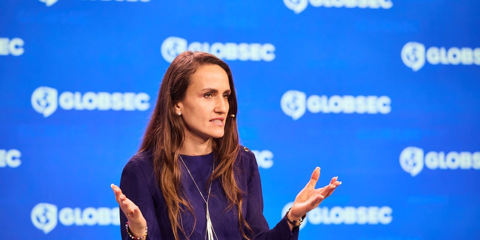 Oana Țoiu, la Praga: România, pion important pentru securitatea regională
