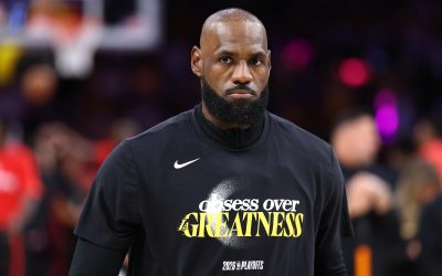 LeBron James: Negocieri cu Lakers, Warriors vizează reunion cu Davis