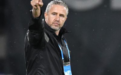 Reghecampf, discuții cruciale cu șefii clubului pentru noul contract