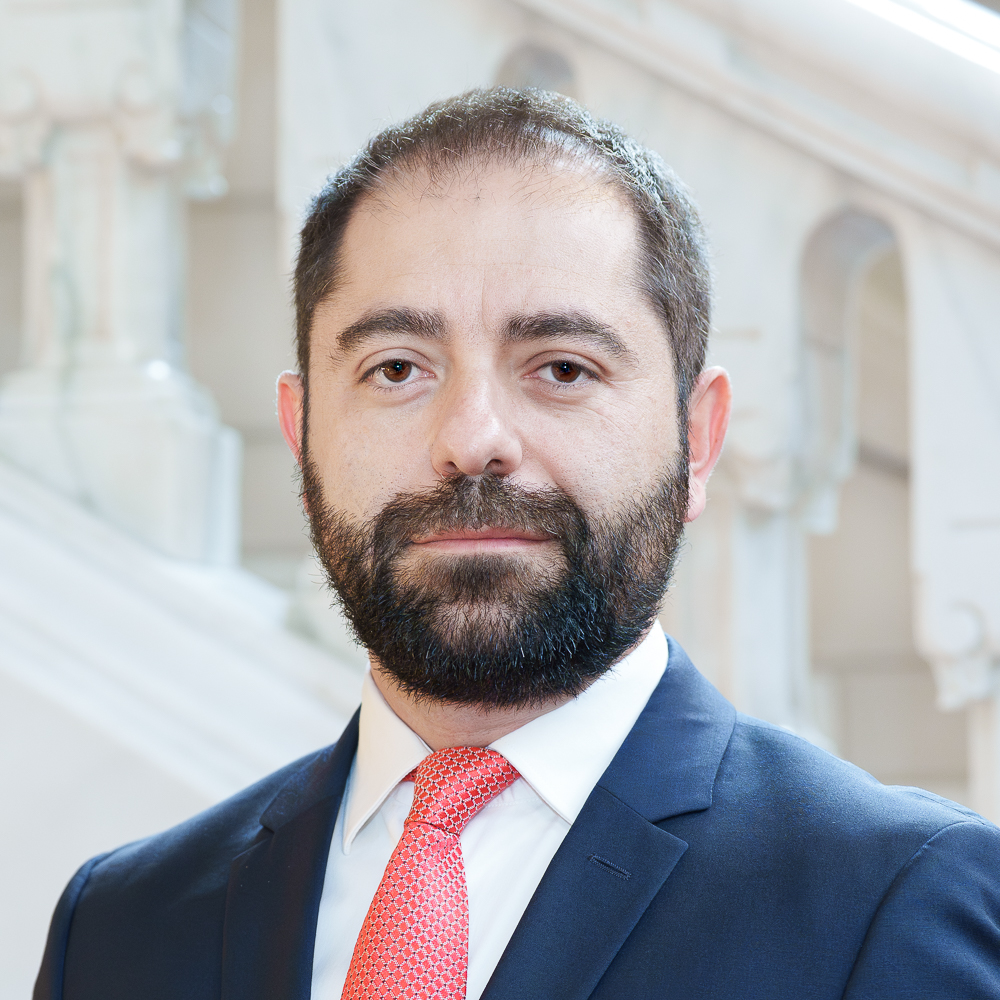 Radu Burnete: Pariuri pe un guvern stabil și responsabil