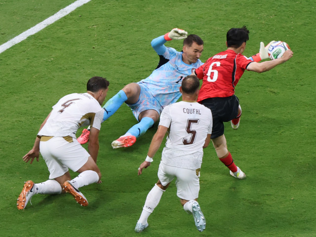 FIFA, surpriză la Mondial: Un singur nume strălucește (Lungime: 47 caractere)