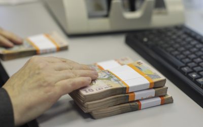 Banii noștri, ce facem cu ei: Răspuns evaziv