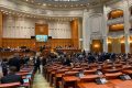 Cine dărâmă un guvern trebuie să construiască altul