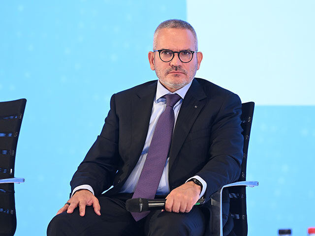 TETIK (BT): România e pe drumul transformării, creşterea rămâne intactă