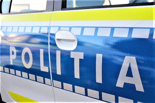 Constanța: Român la 40 de ani, prins cu bolidul pe numere false și fără permis