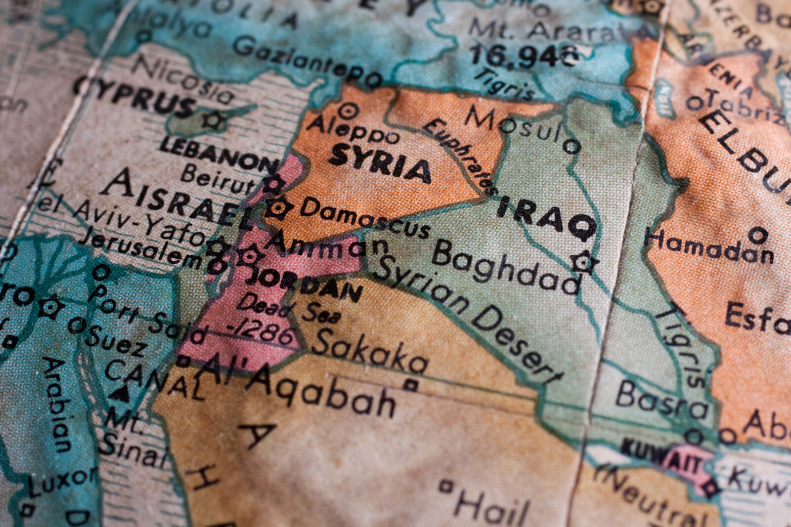 Kurzii din Siria se autodizolvă: „Țara a intrat în pace”