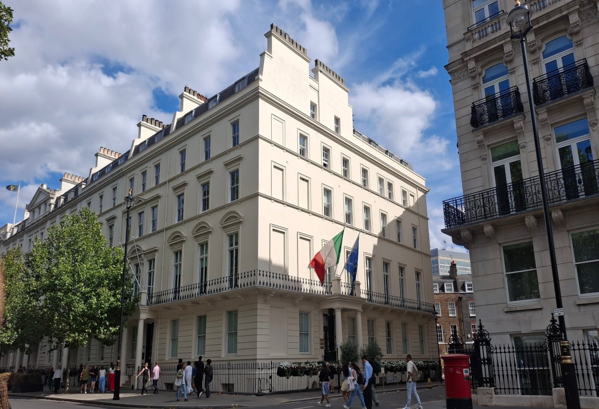 INTERNI, Londra: Arhitecturi efemere, un spectacol unic