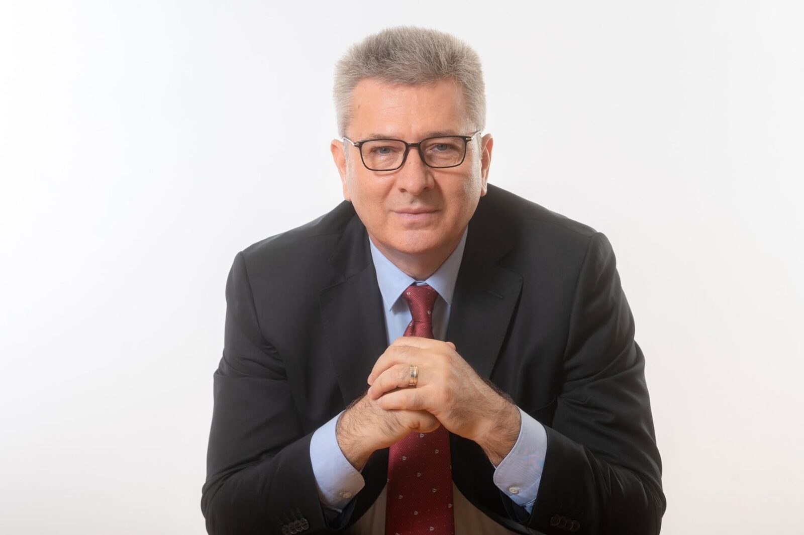 Pandele: Averea sa uriașă în 2026, salariu și pensie