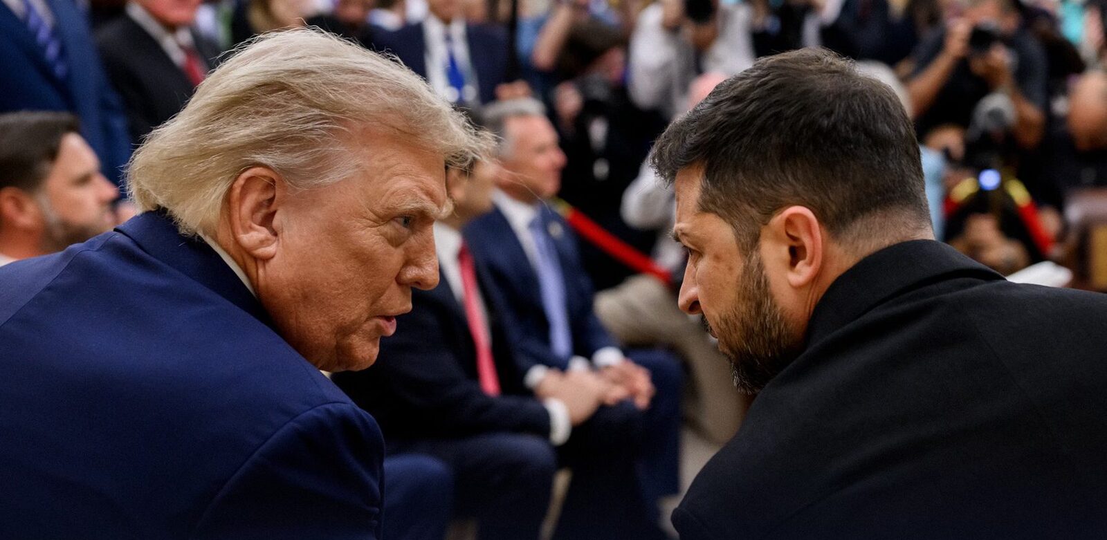 Trump către Zelenski: Și noi vrem rachete Patriot