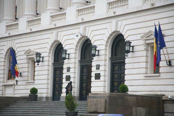Piața monetară: Dobânda la depozitele overnight rămâne blocată la 5,63%