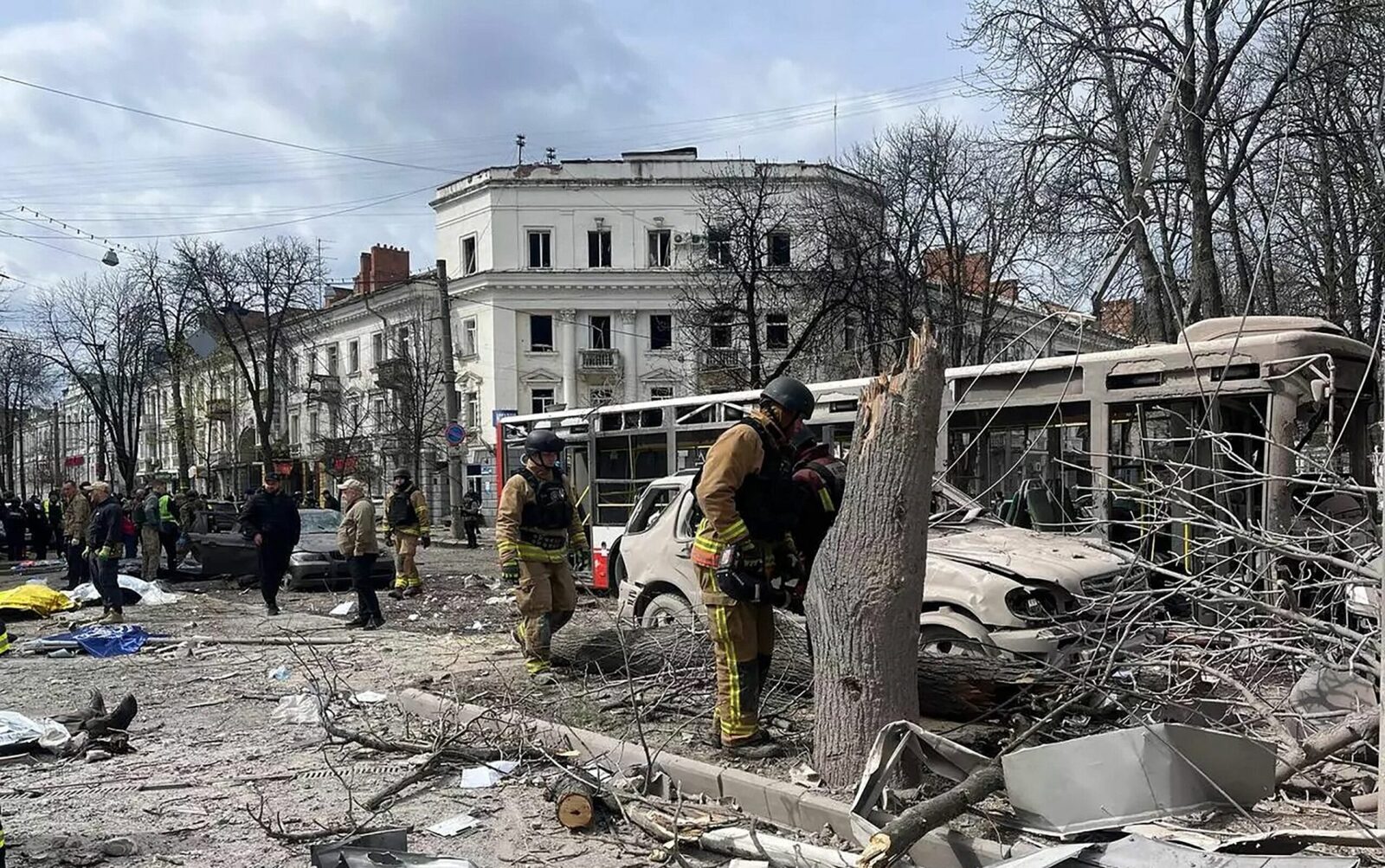 Rușii au lovit Sumî: 5 bombe ghidate, 5 răniți