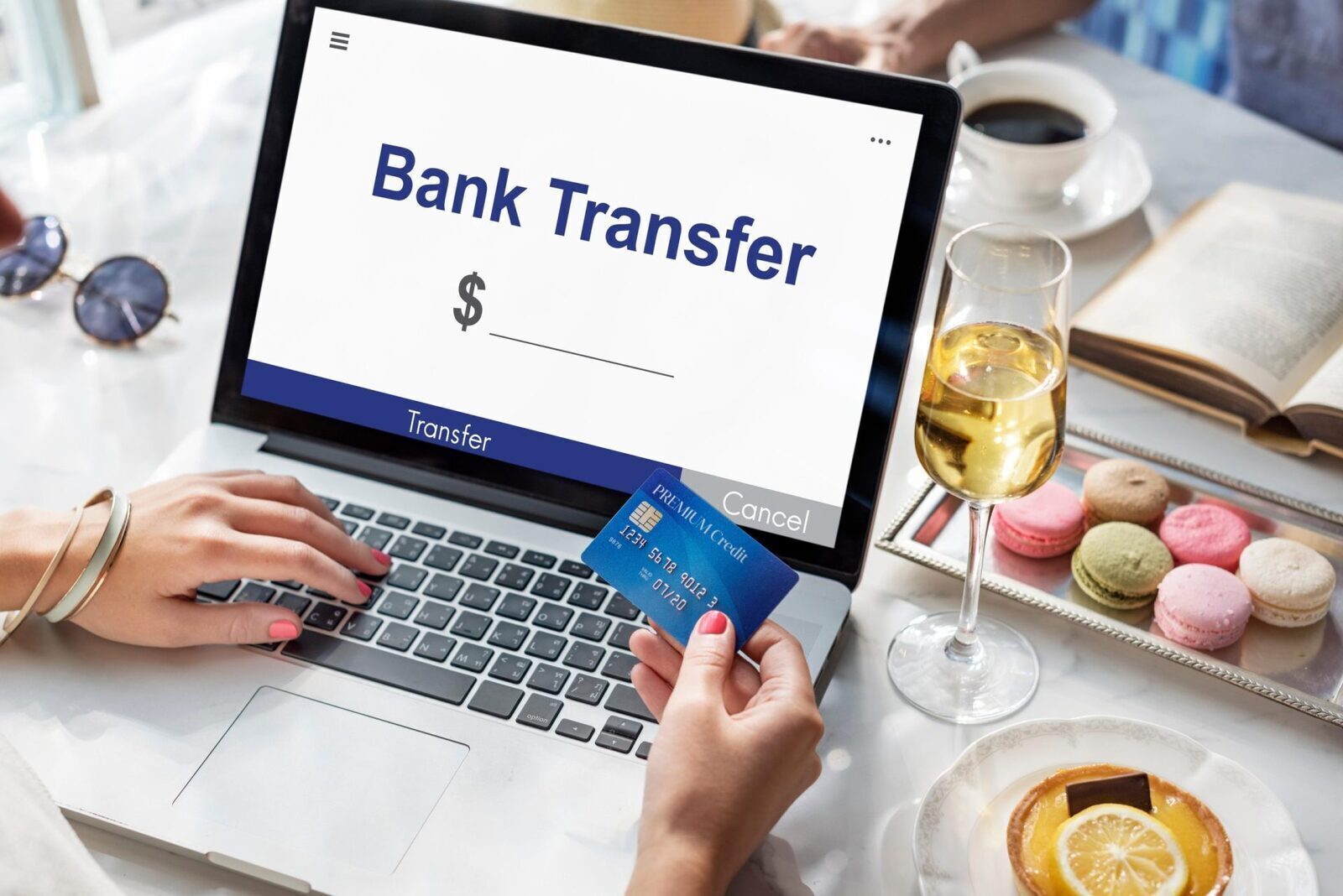 Banca îți blochează un transfer mare. Ce acte cer pentru bani